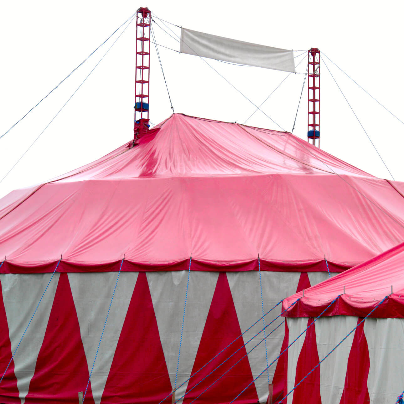 Тентовая ткань: универсальность и надёжность