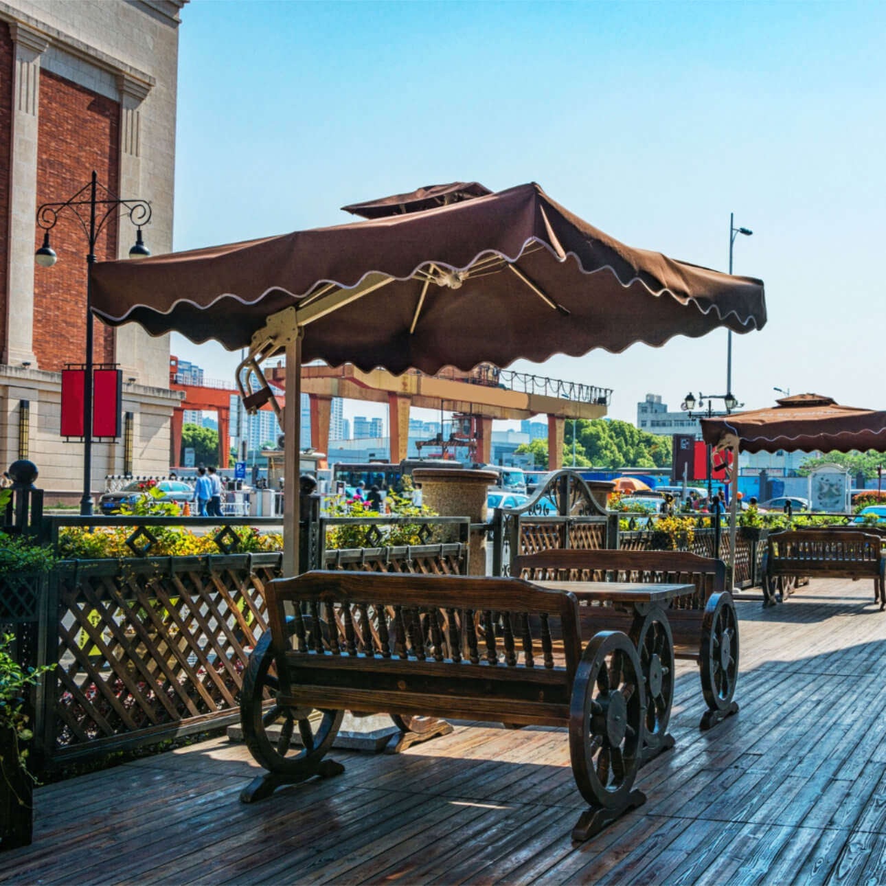 Какую ткань лучше использовать для навеса от дождя?